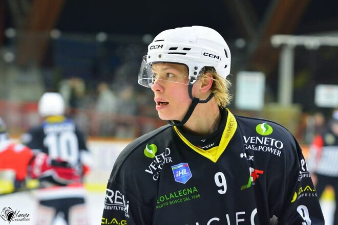 Украинский универсал сменил клубную прописку в Италии