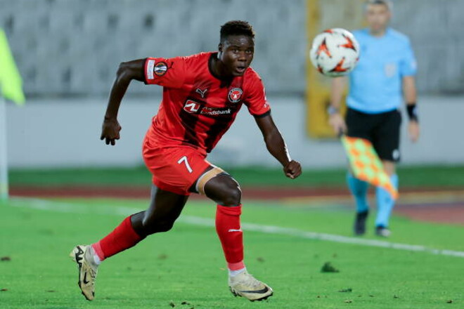 ВІДЕО. Провальна гра захисників Динамо. Мідтьюлланд зрівняв рахунок