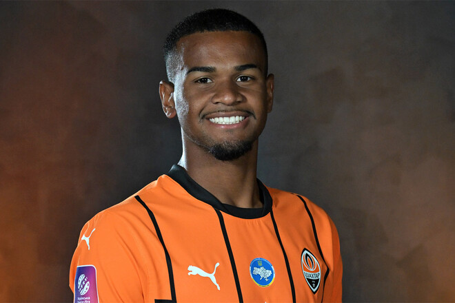 ВИДЕО. Алиссон Сантана открыл счет для Шахтера в матче с Ильвесом