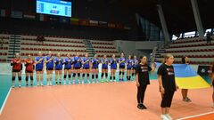 Украина с неприличным счетом проиграла Польше и выбыла с Евроволея
