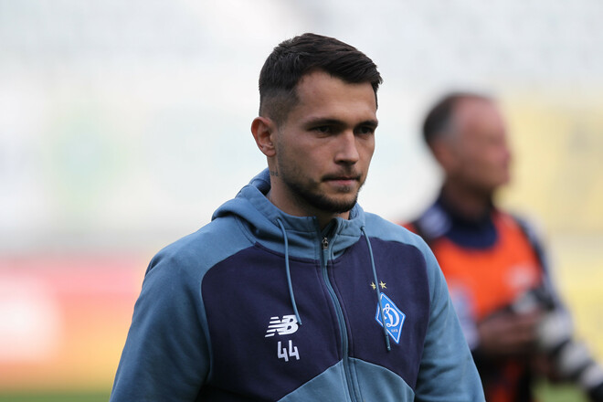 Основной футболист киевского Динамо получил травму в товарищеском матче