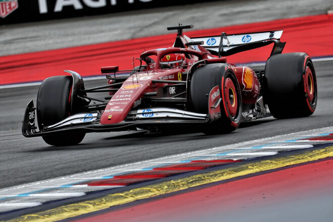 ЛЕКЛЕР: «Не боюсь, що Феррарі зробить ставку на Хемілтона – це не головне»