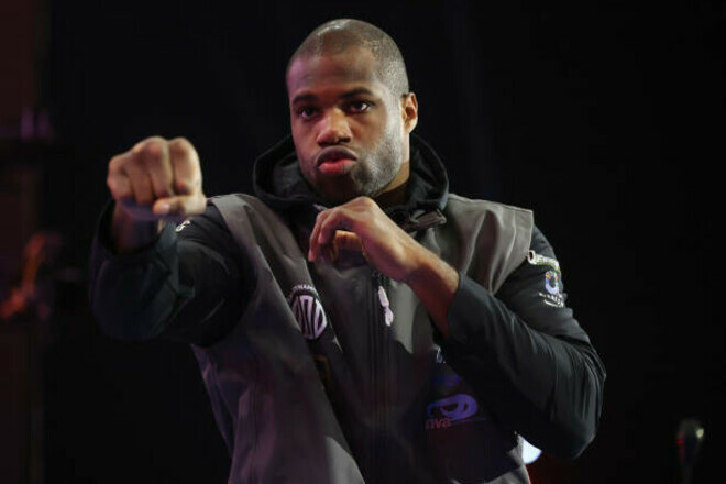 Photo. Dubois before the battle with Usik showed a physical shape