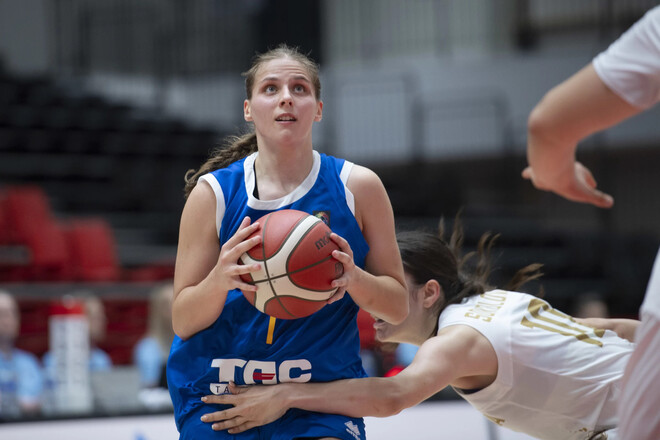 ЧЄ з баскетболу. Ведучи по ходу матчу, Україна U18 поступилася Болгарії U18