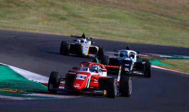 Александр Бондарев в гонках Формулы-4 Италии. Смотреть онлайн LIVE