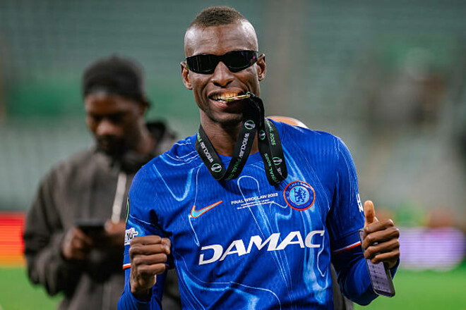 Барселона нацелилась на нападающего Челси. Планируют провести переговоры