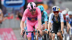 Giro d'Italia 2025. Победителем пятого этапа стал Мадс Педерсен