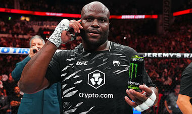Жесть дня. Боец UFC победил, снял шорты, показал задницу и позвонил Трампу