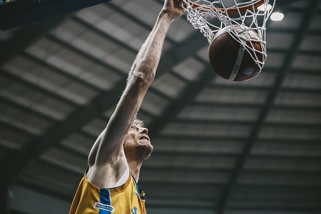 Дабл-дабл від Пустового. Сатрія Муду перемогла у першому матчі 1/2 фіналу