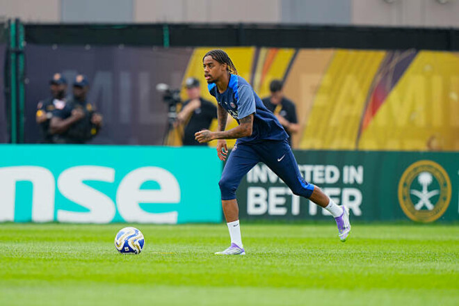 Відпускати не планують. ПСЖ обговорить новий контракт з важливим гравцем