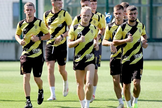 Назван стартовый состав Руха на товарищеский матч против Стали в Жешуве