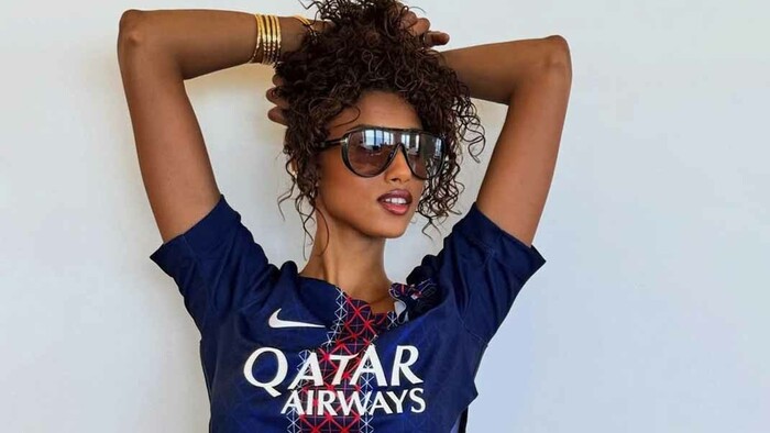 ФОТО. Новая девушка футболиста ПСЖ – огонь. 10 из 10