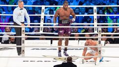 Промоутер Джошуа нашел ошибку судьи, которая принесла победу Усику