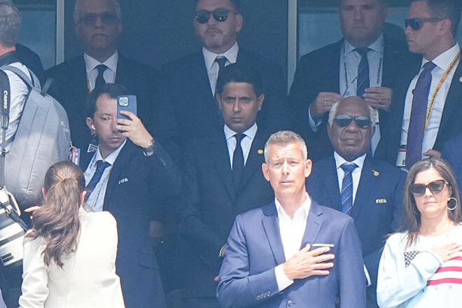 ФОТО. Эмоции президента ПСЖ после третьего гола Челси в финале КЧМ