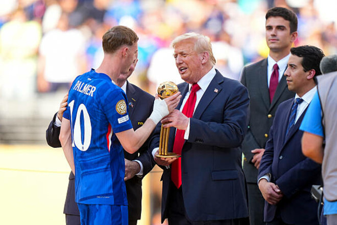 Лідер Челсі: «Я був збентежений, коли ми підіймали трофей разом із ним»