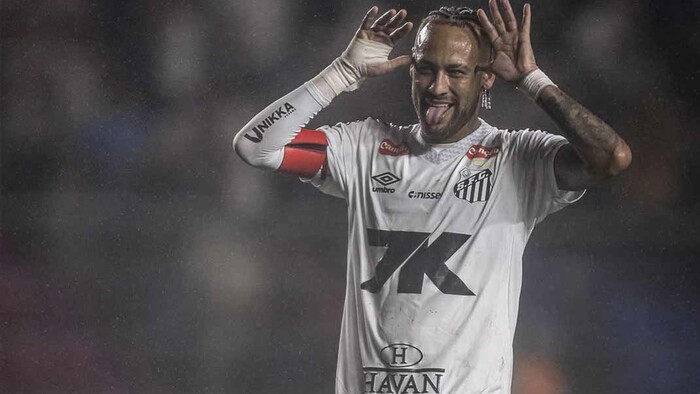 ФОТО. Неймар купил себе супергеройский автомобиль. Цена впечатляет