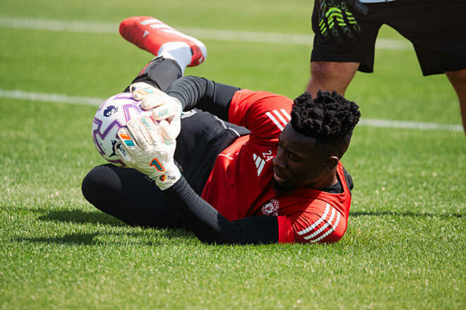 Дернул заднюю. Спортивный врач рассказал о травме голкипера Ман Юнайтед