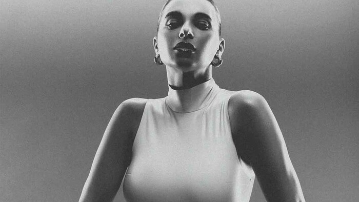 ФОТО. Жена Усика мотивирует Александра откровенными снимками перед боем