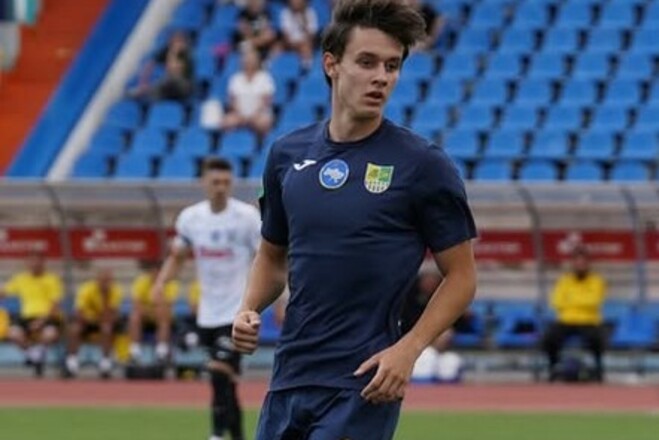 Металлист и Ингулец проводят контрольный матч. Стартовые составы