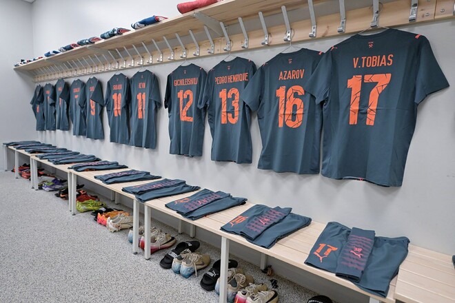 ФОТО. Как выглядит раздевалка Шахтера перед матчем с Ильвесом