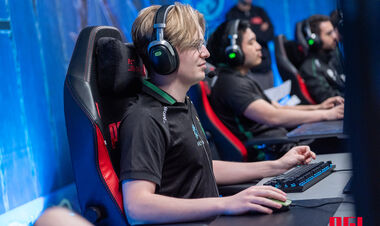 Falcons зіграють у гранд-фіналі Esports World Cup 2025 з Dota 2