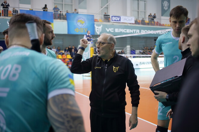 Тренер чемпіонів України з волейболу працюватиме в Японії