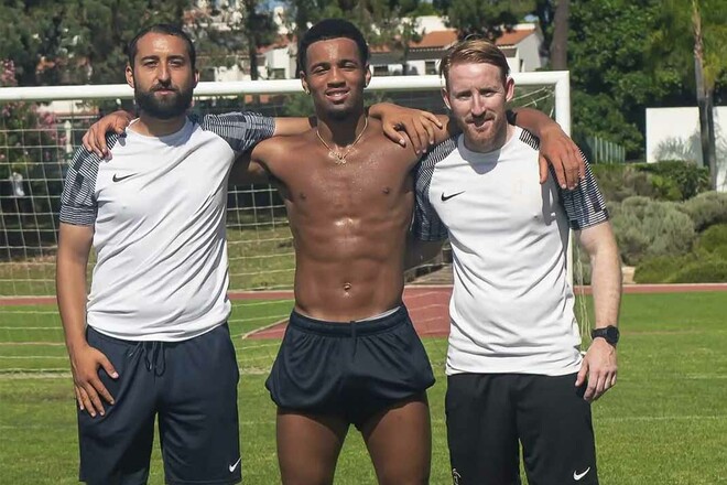 ФОТО. Юна зірка Арсенала прокачує себе в іншому виді спорту. Вау