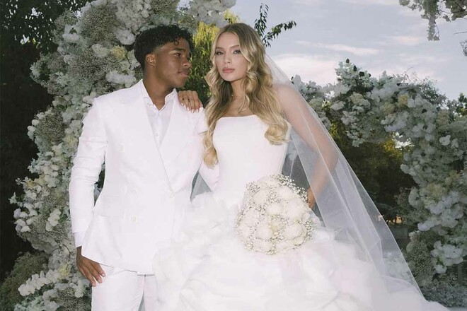 ФОТО. Футболист Реала отпраздновал свадьбу после тайной росписи