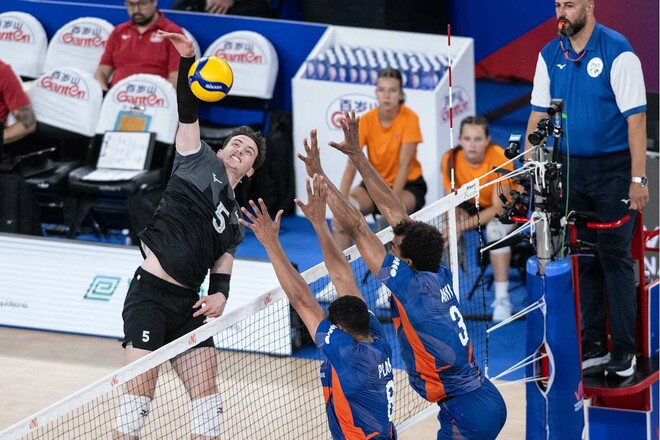 Перед матчем з Україною. Канада без проблем розібралась з Нідерландами