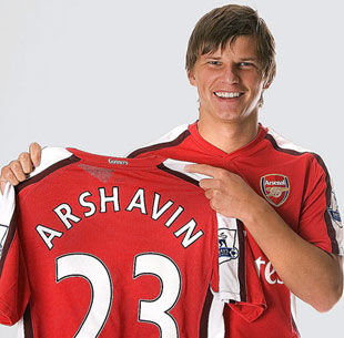 Футболки Аршавина вошли в ТОП-5 самых продаваемых в Англии