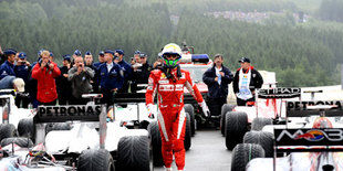 Ferrari: Выиграть чемпионат все еще возможно