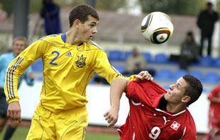 Юные украинцы проигрывают Швейцарии