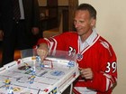 Гашека вновь зовут в сборную
