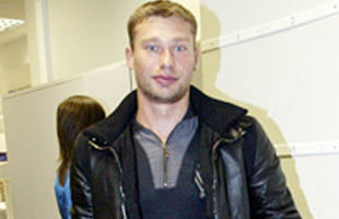 Василий Березуцкий выбыл на три недели