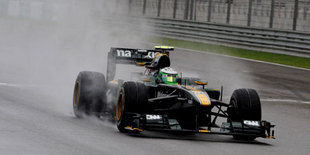 Lotus впереди Williams