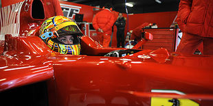 Росси заменил Шумахера в болиде Ferrari