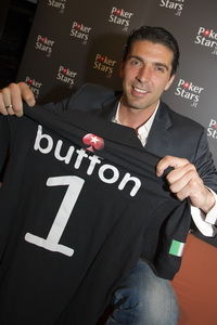 Буффон – новый спортивный посол PokerStars