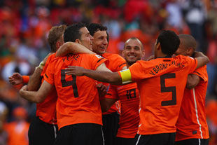 Голландия - Дания - 2:0: Без напряга