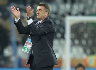 Тренер сборной Сербии дисквалифицирован на четыре матча