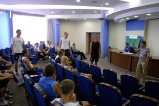 Черноморец провел собрание команды