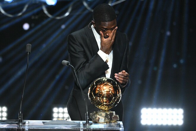 ВИДЕО. Дембеле расплакался на церемонии награждения Золотой мяч 2025