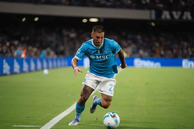 ОФИЦИАЛЬНО. Наполи продлил контракт с ключевым хавбеком