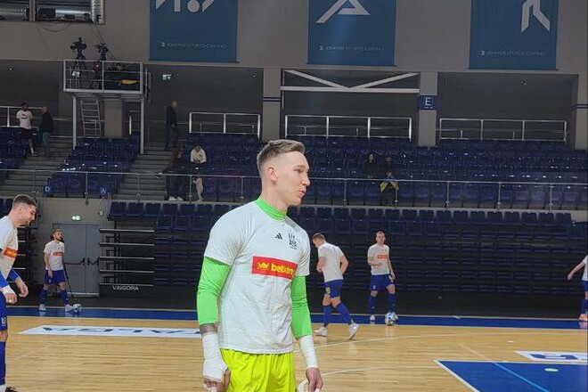 ФОТО. Збірна України проводить розминку перед матчем з Литвою