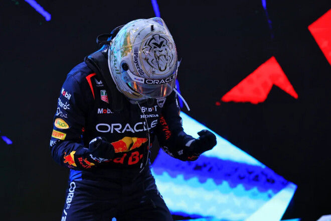 Стало відомо, скільки коштів Ред Буллу приніс четвертий титул Ферстаппена