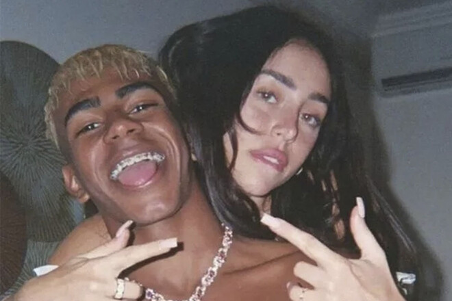 ФОТО. Дівчина Ямаля підтримала гравця після поразки в боротьбі за ЗМ