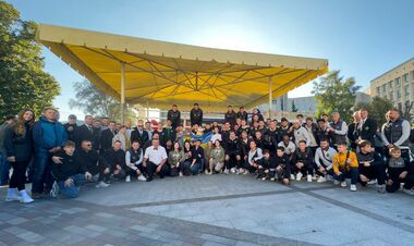 ФОТО. Игроки Полесья вместе с Буткевичем посетили боксерский турнир