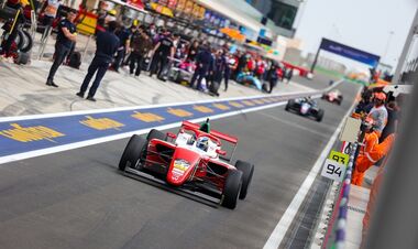 Стало известно, когда Бондарев проведет последнюю гонку сезона-2025