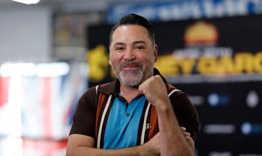 Оскар ДЕ ЛА ХОЙЯ: «Це найвеличніший боксер, але зараз в нього є проблема»