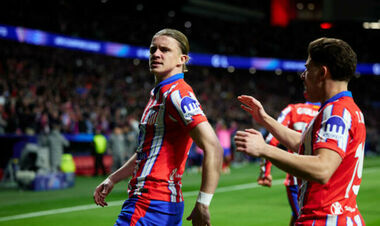 Манчестер Юнайтед заинтересован в полузащитнике Атлетико Мадрид