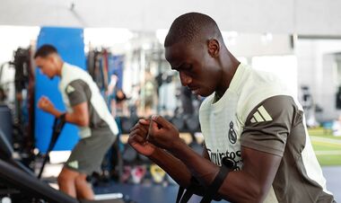 Захисник Реалу вибув на декілька тижнів через м'язову травму